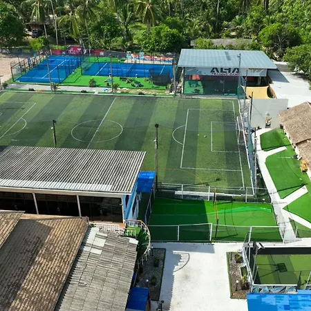 Leo Hostel